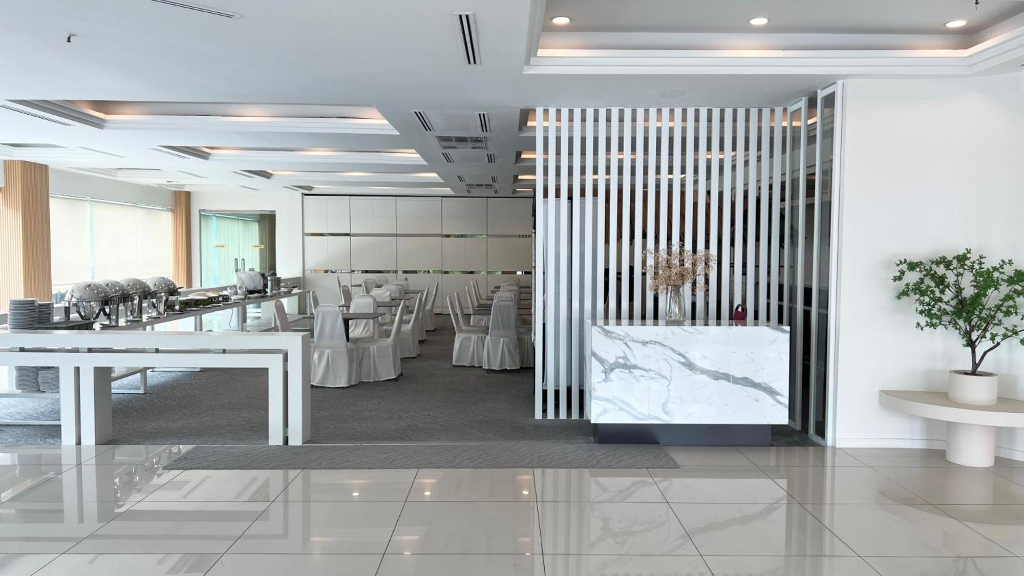 Legend Inn Тайпинг Экстерьер фото